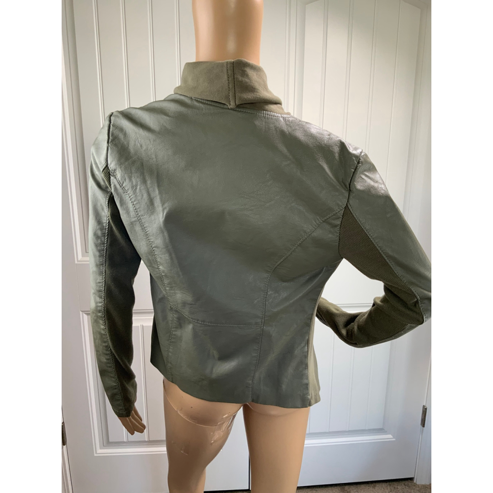Blank NYC Women's Jacket Sz Sm Green Asymmetrical Zipper Cowl Neck Faux Leather - Picture 9 of 13